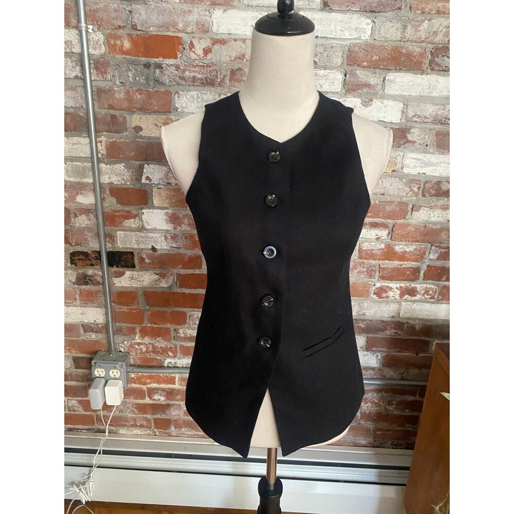 Old Navy Black Tailored Button Down Vest Top Size XS Suiting Layering Minimalist